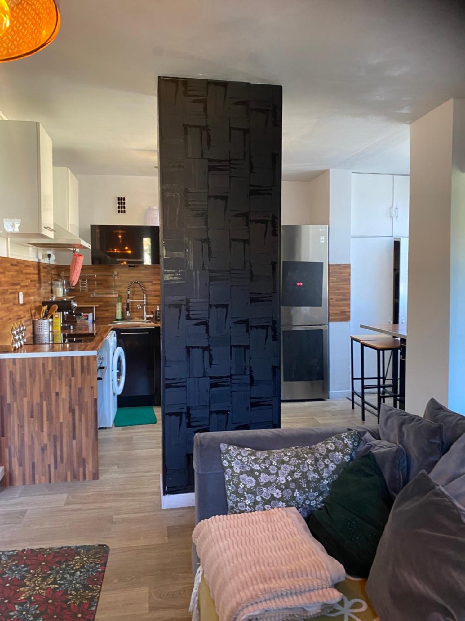 Bel Appartement Spacieux ,Convivial De 3 Chambres Avec Parking Prive Secure Caen Exterior foto