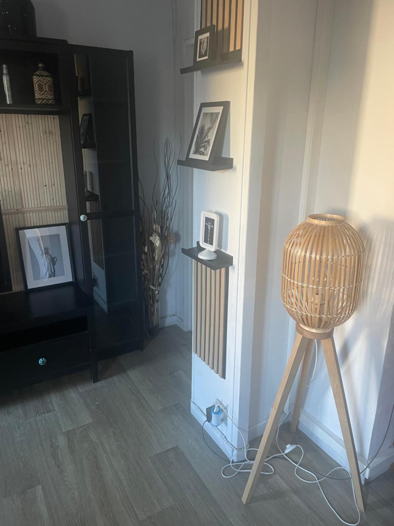 Bel Appartement Spacieux ,Convivial De 3 Chambres Avec Parking Prive Secure Caen Exterior foto